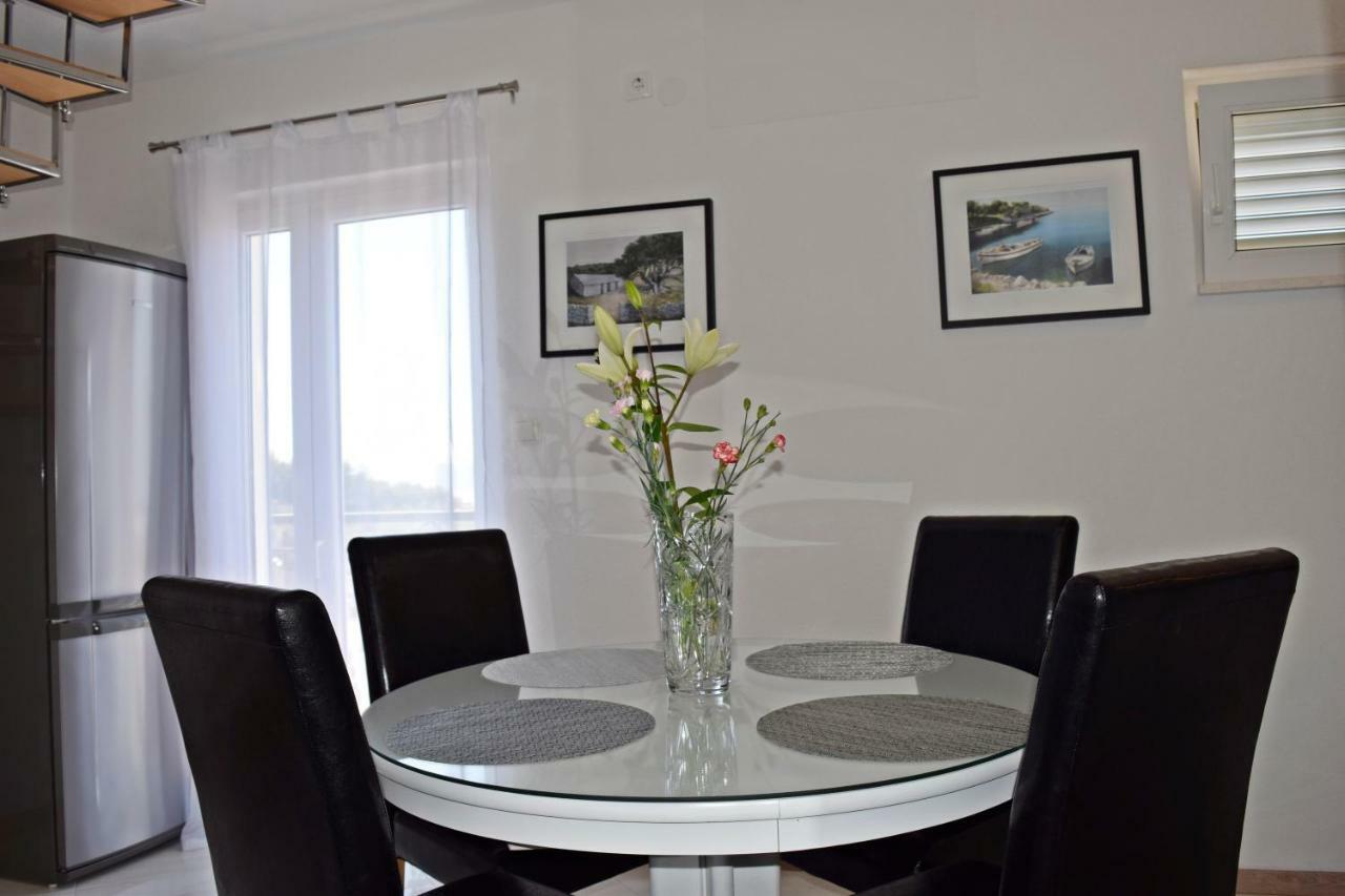 Apartment Marko Podstrana Exteriör bild